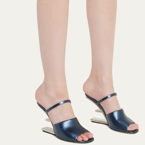 FENDI
First Metallic F-Heel Mule Sandals NWT SIZE 5 - Picture 1 of 12